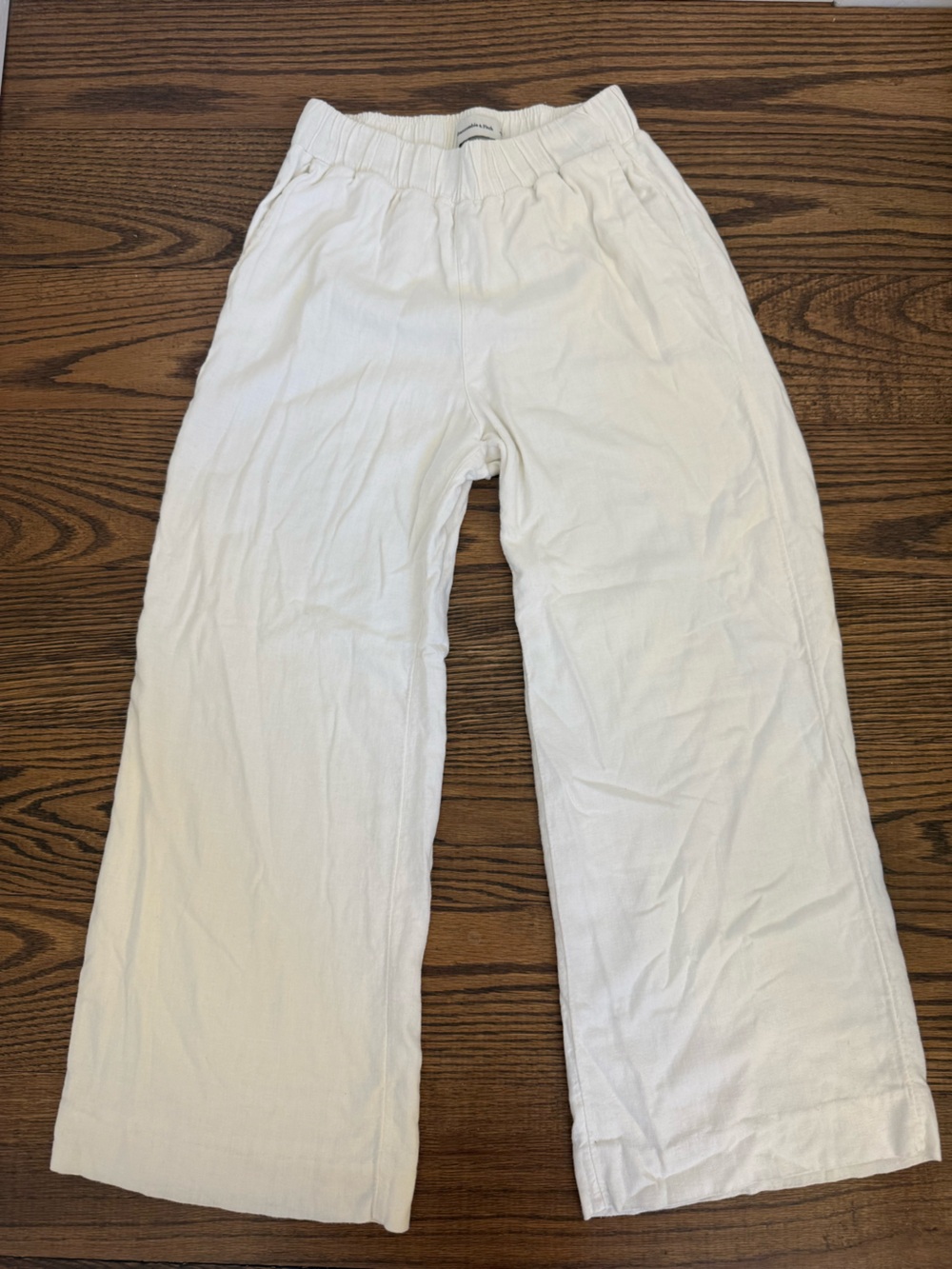 Abercrombie & Fitch White Wide Leg Pull-On Pants